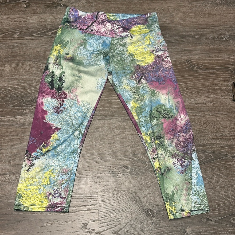Onzie yoga crops